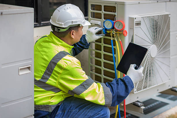 Professional Heat Pump Repair technician working in Phoenicia, NY